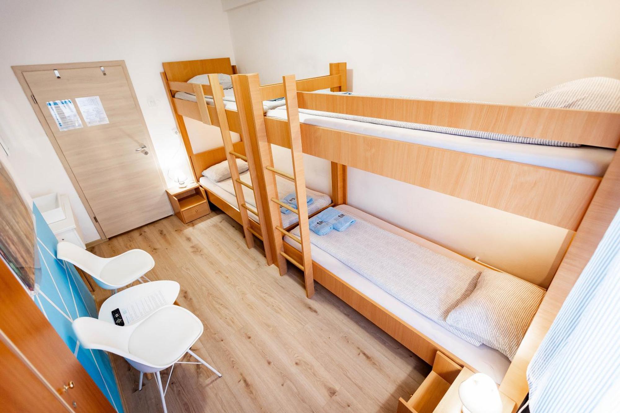 Hostel Soline Portoroz Bagian luar foto